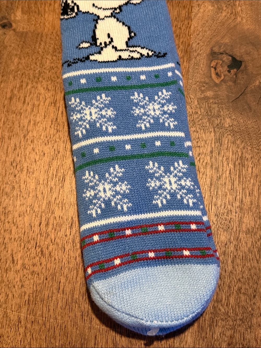 *NWT* PEANUTS Sherpa Socks - Picture 5 of 9